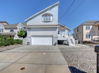 374 Aldo Dr, Toms River, NJ 08753