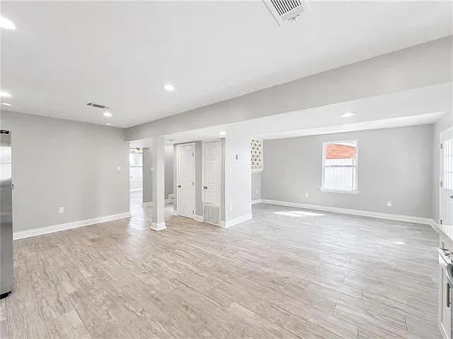 4472 Joycelyn Dr — Photo 30