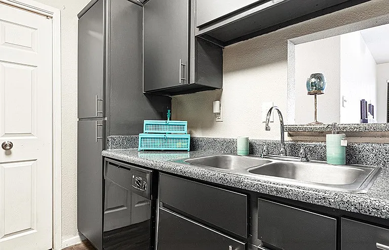 Venue at 8651 Apartments — Photo 4