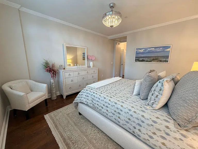 300 Grandview Ct #323 — Photo 28