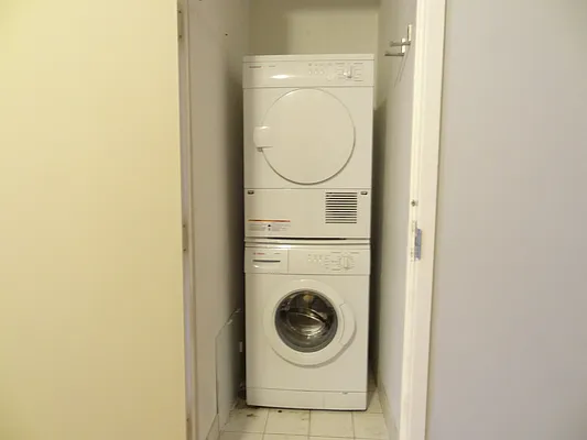 Rented by Lofts and Flats LLC | media 43