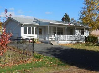 4 Belanger Rd, Southampton, MA 01073