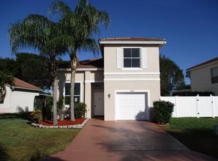 8057 Pelican Harbour Dr, Lake Worth, FL 33467
