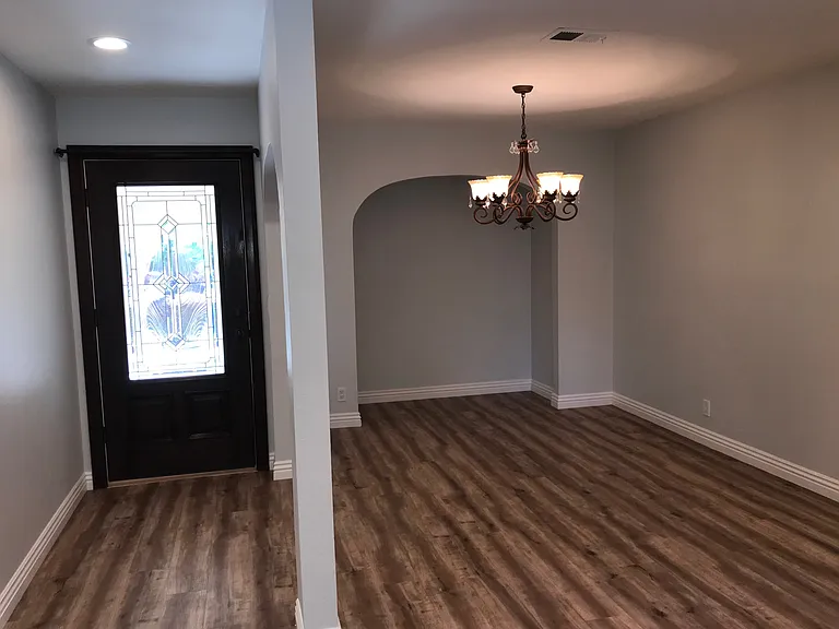 223 Chestnut Ct — Photo 6