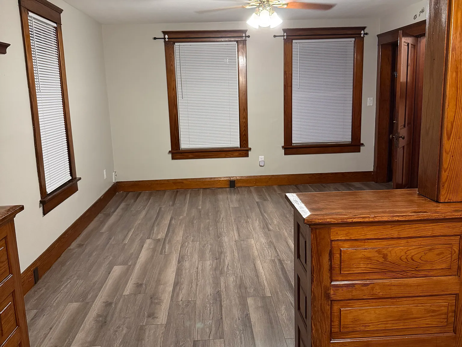 2 bed, 1250 sqft, $1,100 — Photo 4