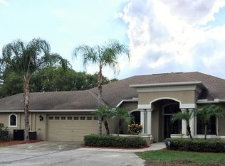 19238 Blount Rd, Lutz, FL 33558