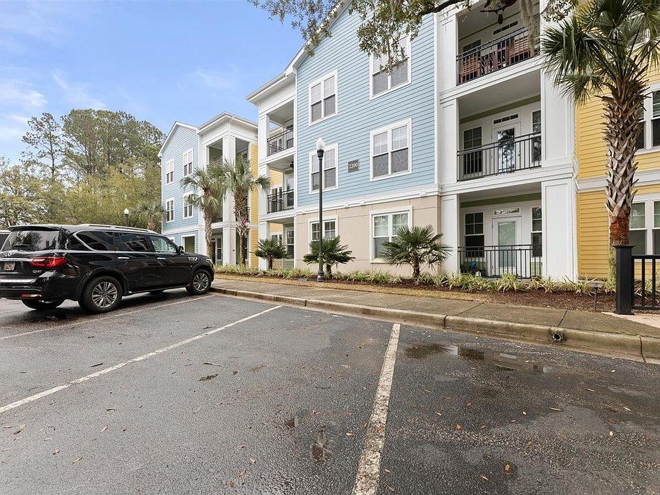1st image of 2200 Belle Isle Ave Unit 203