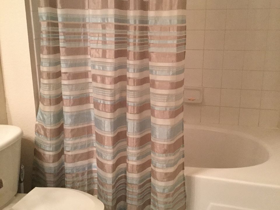 2nd image of 724 Ridge St