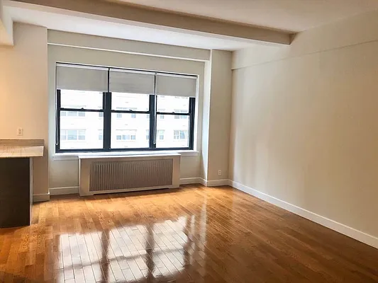 Rented by Stonehenge NYC LLC | media 12