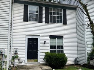 1014 Huntington Trce SE, Smyrna, GA 30082