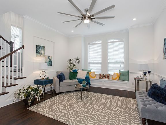 3-310BrownstoneRichardson_HiRes11.jpg