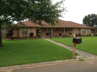 100 Ridgecrest St, New Boston, TX 75570