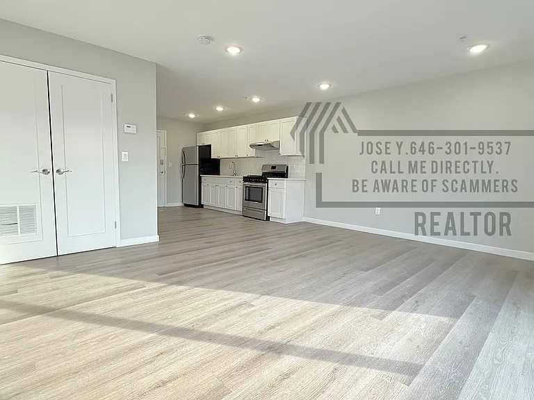188 Lafayette St #23 — Photo 4