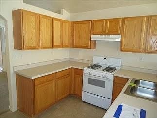4th image of 10735 Rockcliff Dr NW