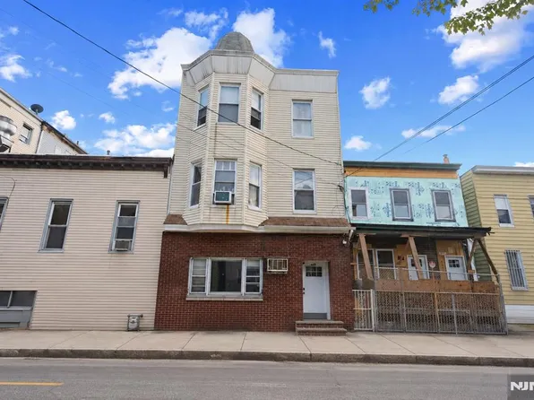 609 38th Street, Union City, NJ 07087