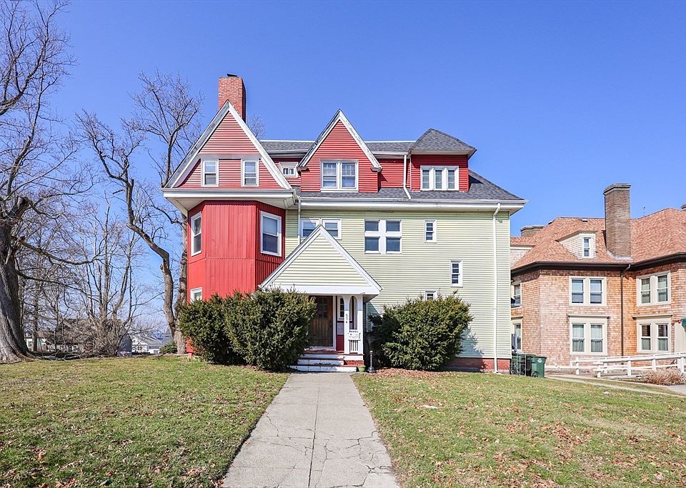 1st image of 604 Rock St