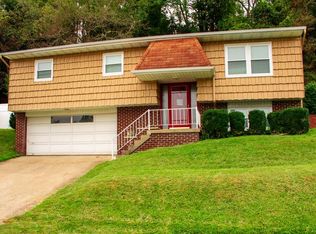 7 Chestnut Ln, Wheeling, WV 26003