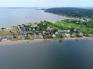 336 Shawomet Ave, Warwick, RI 02889