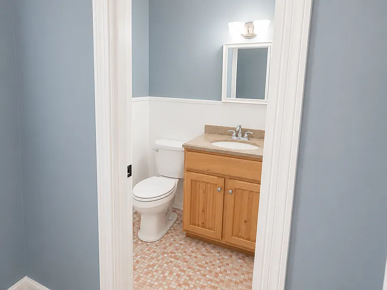 103 Hanover Dr — Photo 7