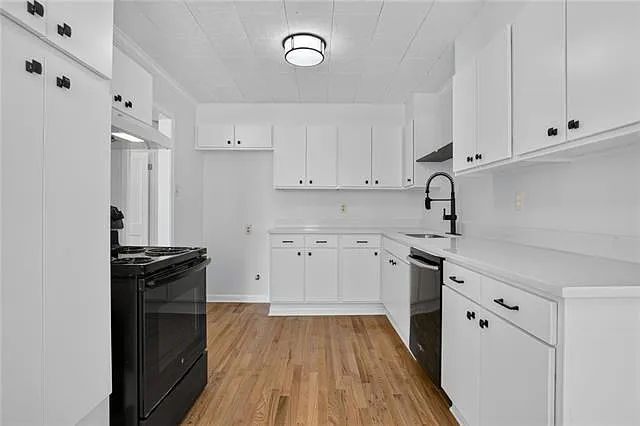 4 bed, 2.0 bath, 1823 sqft, $2,000 — Photo 4