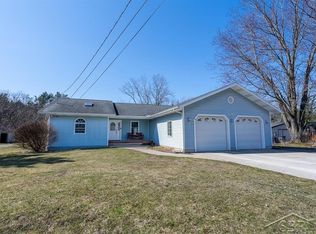 2393 N Jefferson Rd, Midland, MI 48642