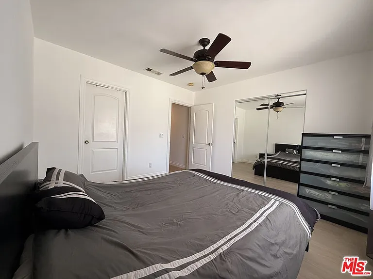 10109 Gloria Ave — Photo 19