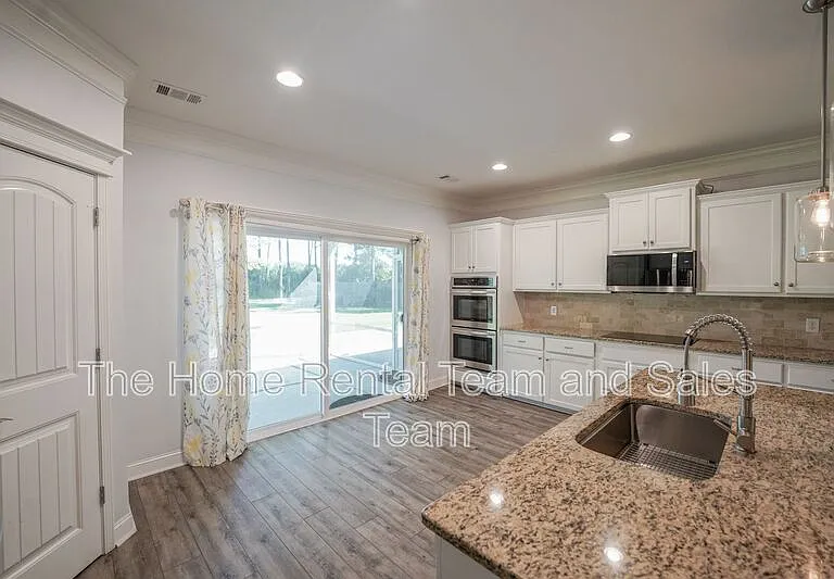 425 Wicklow Dr — Photo 11