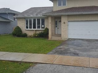 1688 Carolina Dr, Sauk Village, IL