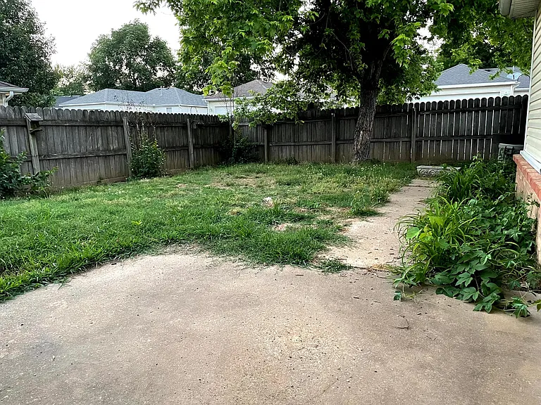 5660 W Fountain St — Photo 6