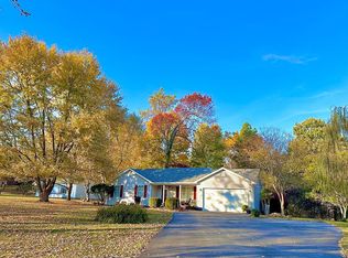 175 Woodchuck Dr, Brandenburg, KY 40108