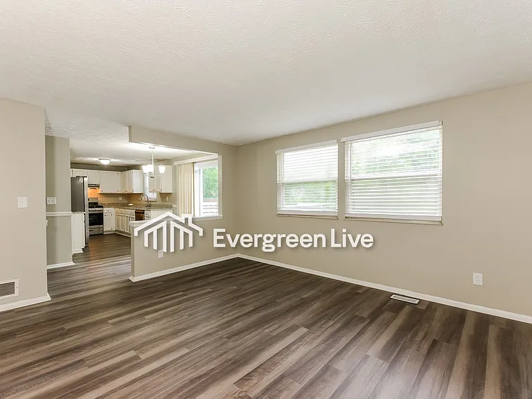 4806 White Oak Trl — Photo 11