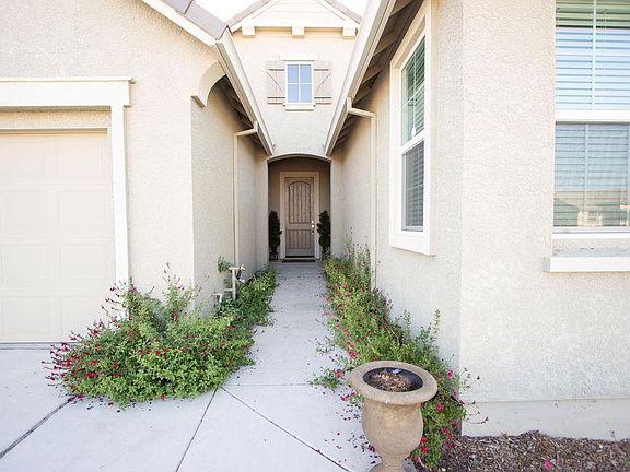 5th image of 1079 Ohki St
