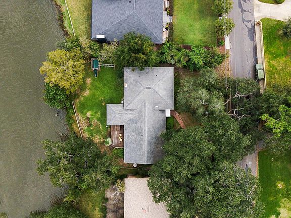 4th image of 345 Confederate Cir