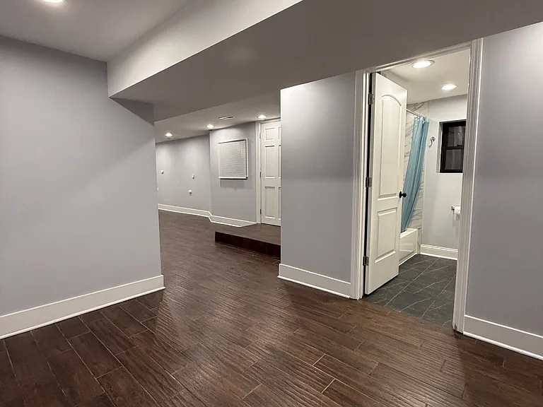 3251 W Evergreen Ave #3 — Photo 5
