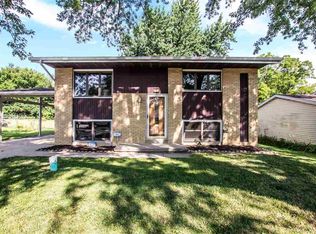113 Briar Ln, Washington, IL 61571