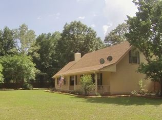 300 Wakulla Springs Rd, Crawfordville, FL 32327