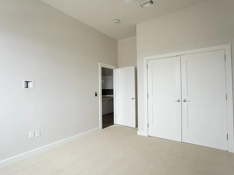 201 S Main St #308 — Photo 4