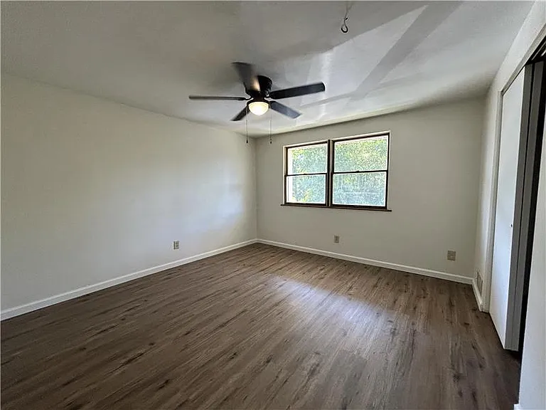 3601 Beaumont Dr #7 — Photo 5