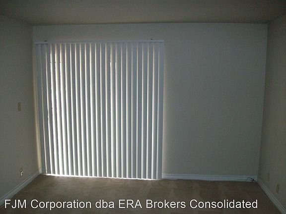5th image of 4310 Sandy River Dr Unit 76
