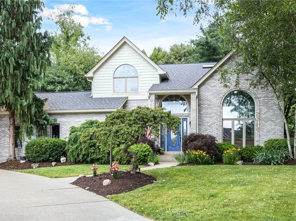 107 Georgetown Ct, McMurray, PA 15317