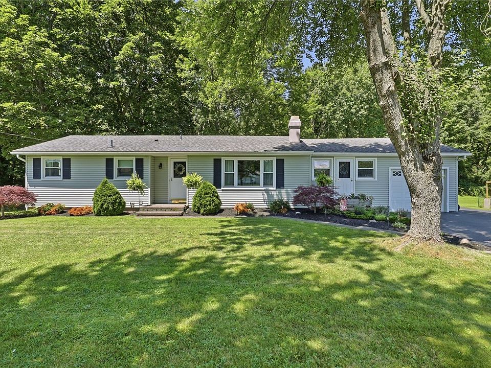1st image of 5 Ronald Cir