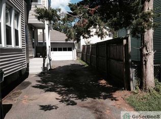 119 Draper St #1, Springfield, MA 01108