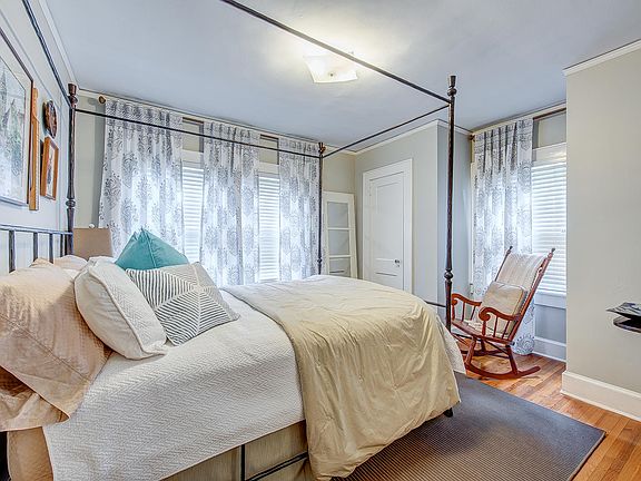 5th image of 1220 Crescent Ave