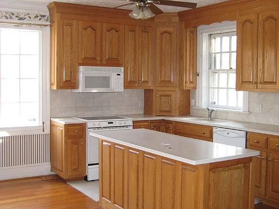 Sunny kitchen