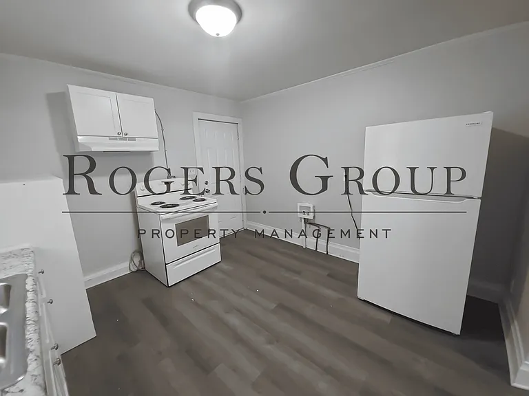 710 Roberson St — Photo 2