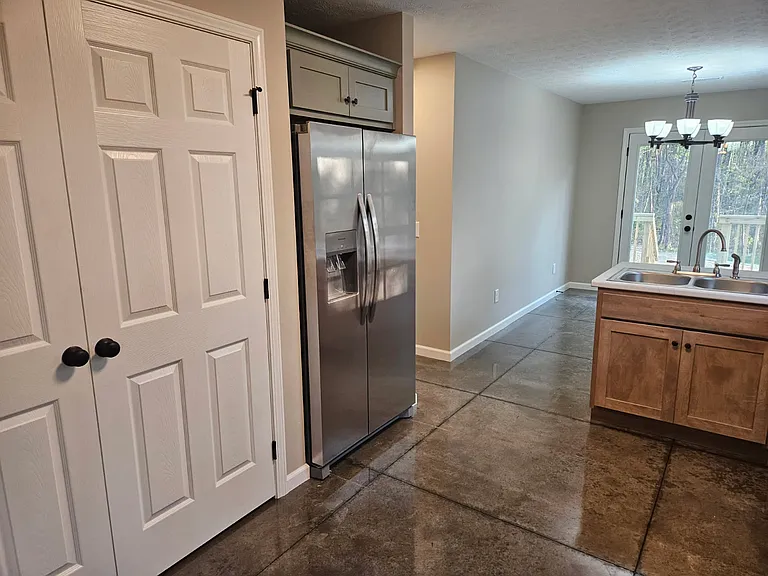117 White Ln — Photo 11