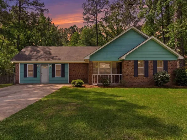 301 Sam Rayburn Dr, Hattiesburg, MS 39402