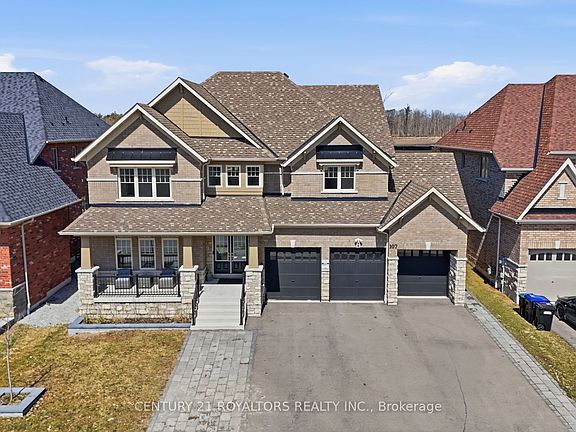 2nd image of 107 Rugman Cres
