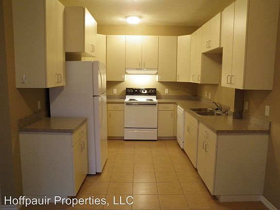 3rd image of 118 W Lagrange St APT 11