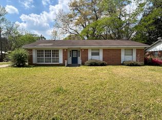 1203 6th St N, Columbus, MS 39701